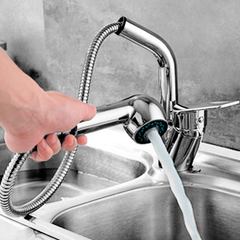 Смеситель настольный высокий с вытяжным душем, 20670 фото  в интернет-магазине Санкомп