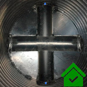 Колодец канализационный цельносварной СВТ ПЭ. DN 1400 мм, Н-2500 мм. Комплектация: ПЭ крышка, лоток  фото в интернет-магазине Санкомп