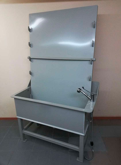 Установка для обмывания коечных клеенок, суден, горшков, полипропиленовая, с наклонной полкой, 19837 фото  в интернет-магазине Санкомп