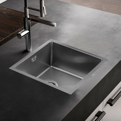 Мойка врезная нержавейка 450х450x200 мм Б/О МАТОВАЯ с сифоном, 17809 фото  в интернет-магазине Санкомп