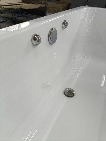 Ванна для инвалидов и пожилых со стеклянной дверцей лежачая левая 1500х750х545 мм, 22778 фото  в интернет-магазине Санкомп