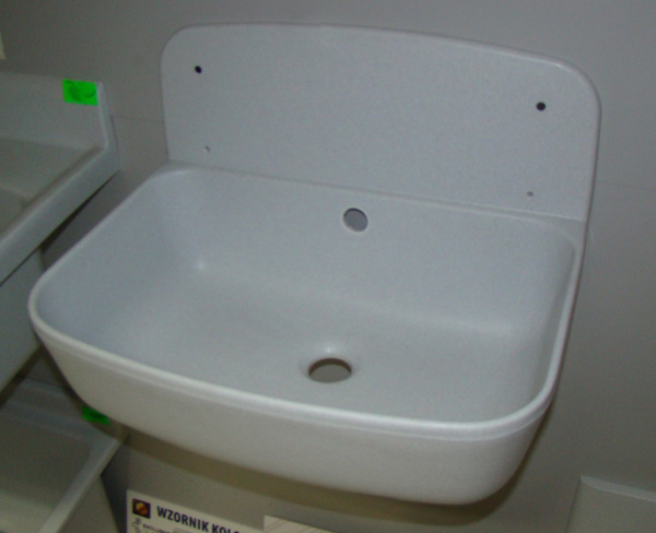 Раковина настенная пластиковая с фартуком пластиковая 345х495х395 мм фото  в интернет-магазине Санкомп