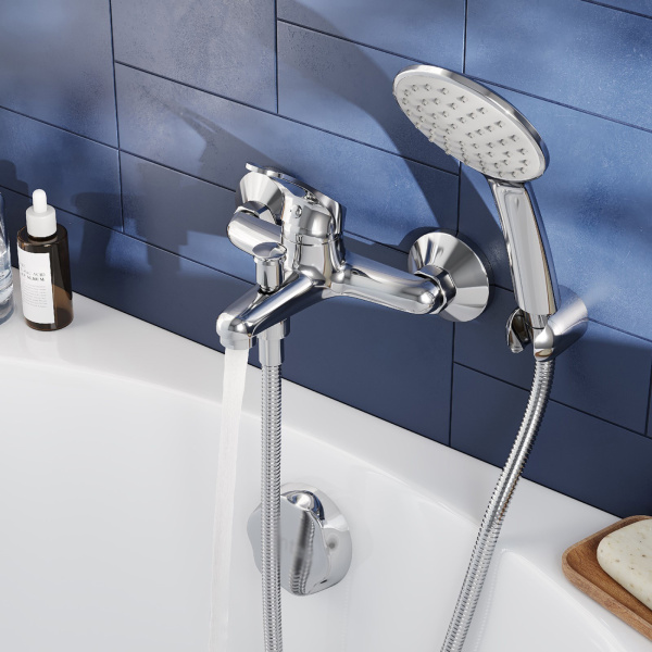 Смеситель для ванны настенный ОДНОРЫЧАЖНЫЙ, излив литой, лейка 1 режим, шланг 150 см, 22739  фото  в интернет-магазине Санкомп